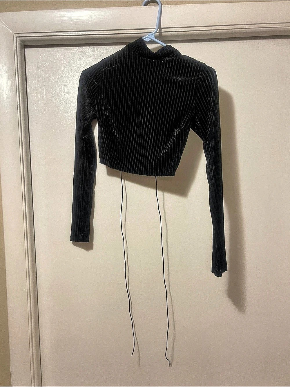 Windsor  Black Lace-Up Ribbed Crop Top Size Small NWT
